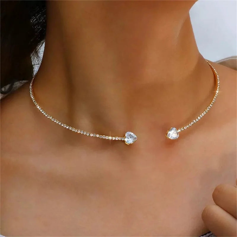 Collier ras-du-cou avec cœur en cristal