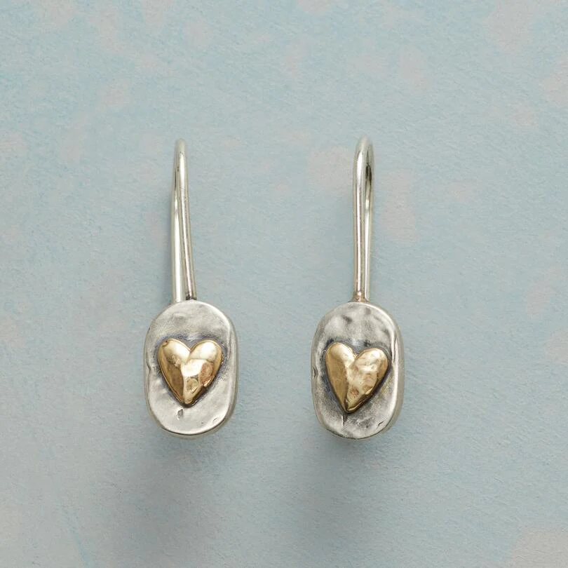 Boucles d’oreilles en forme de cœur en argent et en or